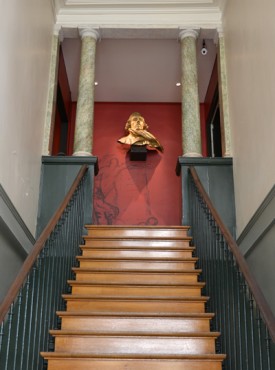musee-delacroix-escalier-1